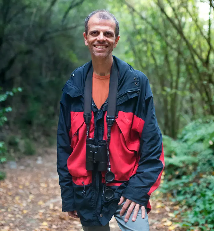 Raúl es ornitòleg i educador ambiental, soci fundador