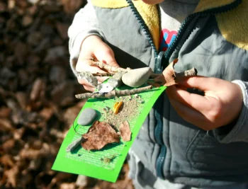 Fitxa d'Activitat per a infants #4: Punt de llibre